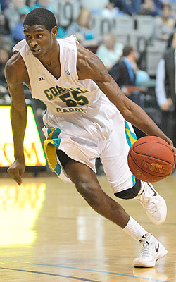 Новичок «Спартака-Приморье» - американский защитник Киер Гринвуд 