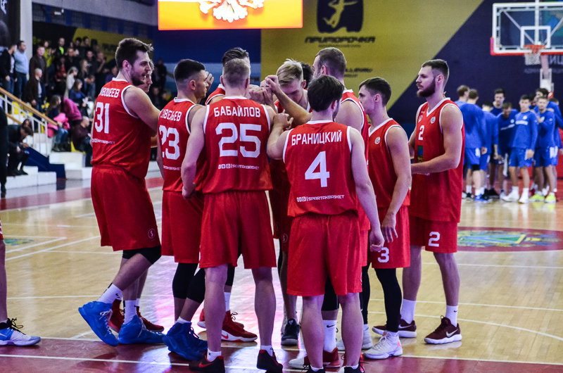 Суперлига. «Спартак-Приморье» - «Новосибирск» 77:67