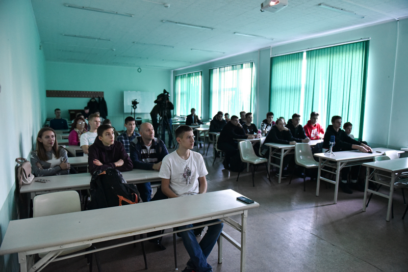 «Как спорт делает нас лучше». Лекция Андрея Зверкова 