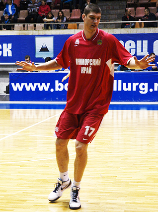 Плей-офф. 1/4 финала. «Металлург-Университет» - «Спартак-Приморье» 73:72