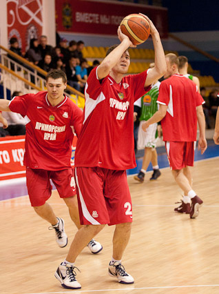 «Спартак-Приморье» - «Союз» 100:69