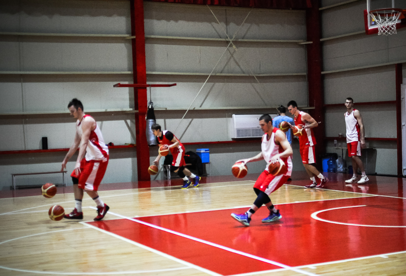 «Спартак-Приморье» приступил к тренировкам в обновленном составе