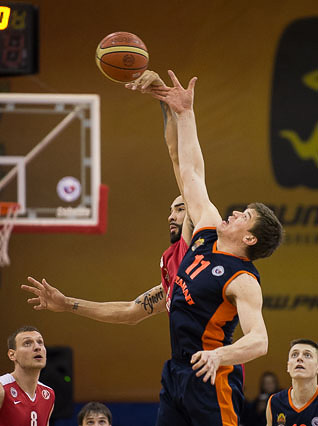 «Спартак-Приморье» - «Атаман» 73:54