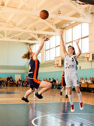 «КЭС-БАСКЕТ»: приморские школьники в плей-офф с первого места