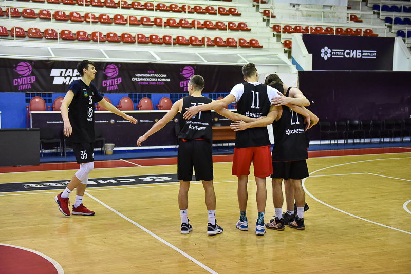 Товарищеская игра между БК «Спартак-Приморье-2» и МХК «Тайфун»