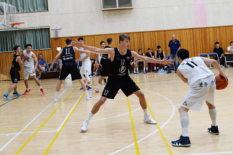 Молодежная команда с ответным визитом посетила Пусан