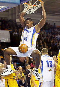 Катберт Виктор в «Спартаке-Приморье»