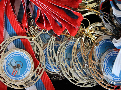 Ветераны открыли сезон в Большом Камне