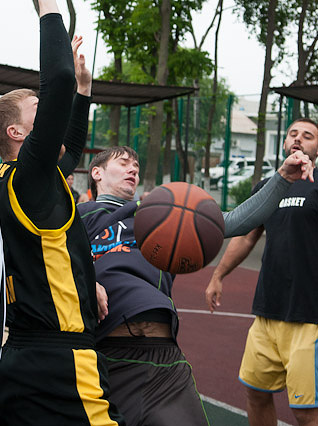 Элитная лига. Первый тур