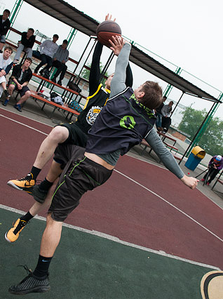 Элитная лига. Первый тур