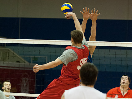 «Спартак-Приморье» меняет профессию