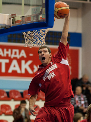 Кубок России. 1/8 финала. «Спартак-Приморье» - «Триумф» 63:62