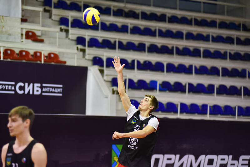 Товарищеская игра между БК «Спартак-Приморье-2» и МХК «Тайфун»