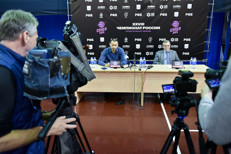 Пресс-конференция с участием Ивана Сыркина и Владимира Сапрыкина