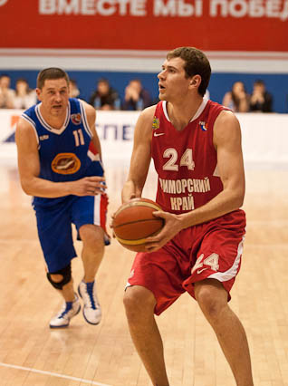 Плей-офф. 1/4 финала. «Спартак-Приморье» - «Металлург-Университет» 87:71